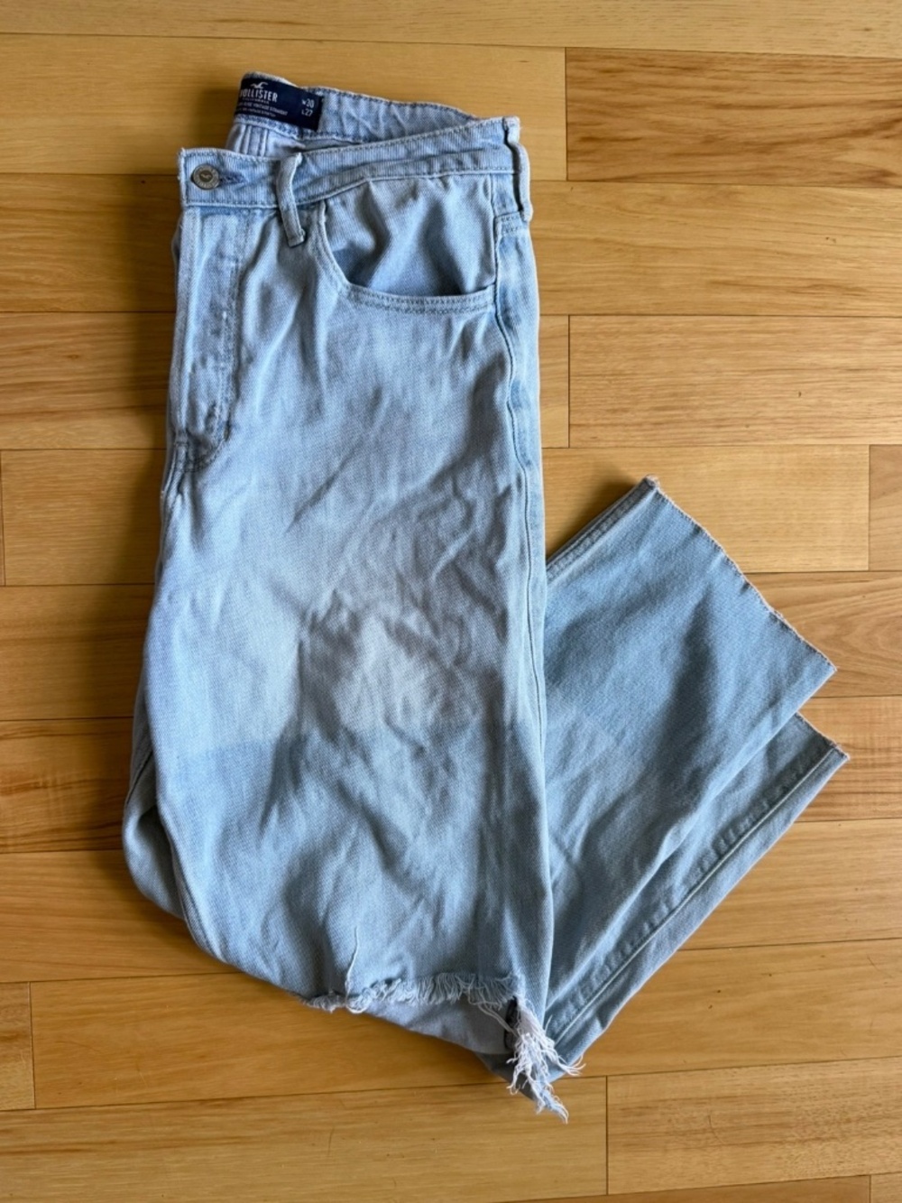 Women's Hollister Ultra High Rise Vintage Straight Leg Jeans Light Wash Size 11R